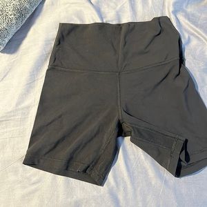 lululemon Align High-Rise Short 6"